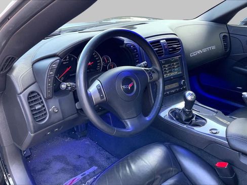 Used 2009 Chevrolet Corvette Z06 w/ Preferred Equipment Group RWD image 16
