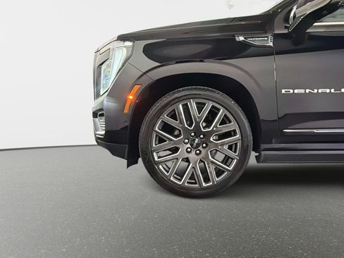 Used 2026 GMC Yukon Denali Ultimate AWD/4WD image 20