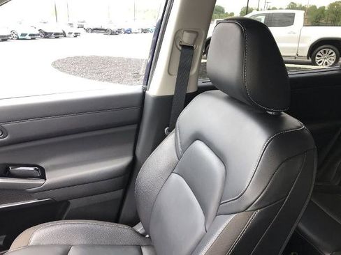 Certified 2023 Nissan Pathfinder SL AWD/4WD image 24