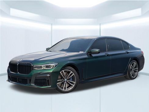 Used 2020 BMW 750i xDrive w/ Executive Package AWD/4WD image 1
