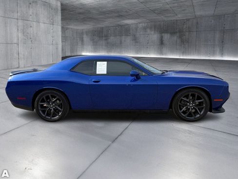 Used 2020 Dodge Challenger R/T w/ Blacktop Package image 8
