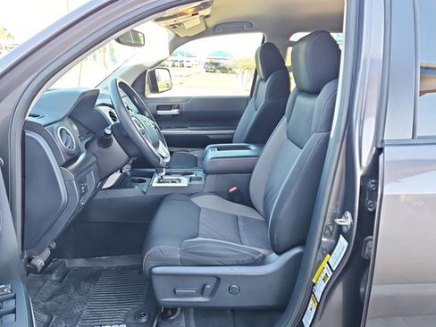 Used 2017 Toyota Tundra SR5 w/ SR5 Upgrade Package image 15