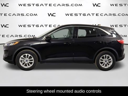Used 2021 Ford Escape SE image 5