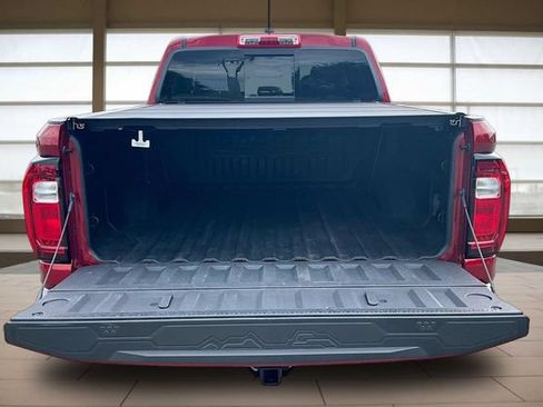 Used 2023 GMC Canyon Denali AWD/4WD image 18