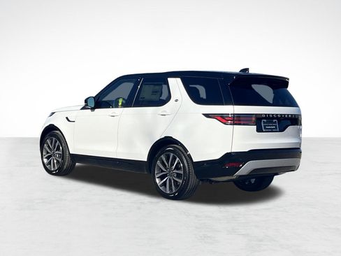 New 2025 Land Rover Discovery Metropolitan Edition image 3