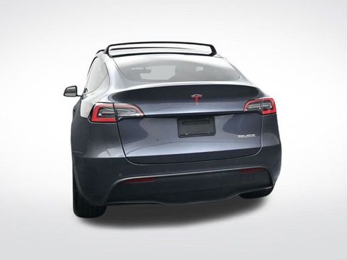 Used 2021 Tesla Model Y Performance image 5