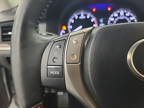Used 2015 Lexus ES 350 w/ Luxury Package FWD image 25