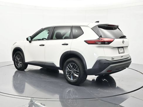 Used 2023 Nissan Rogue S FWD image 7