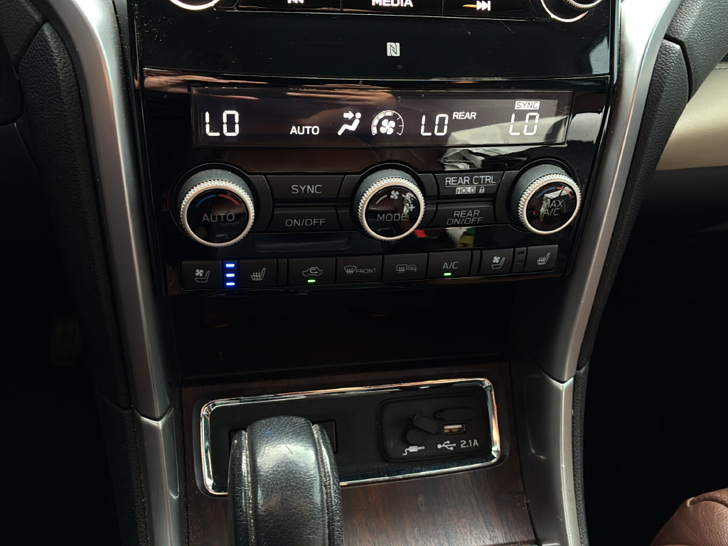 Used 2019 Subaru Ascent Touring AWD/4WD image 21