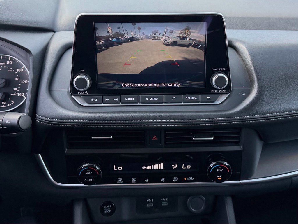 Certified 2025 Nissan Rogue SV FWD image 17