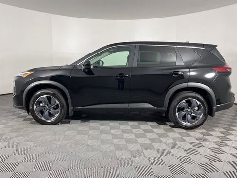 Used 2025 Nissan Rogue SV FWD image 7
