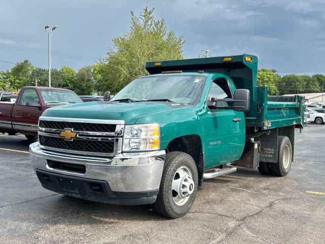 Used 2013 Chevrolet Silverado 3500 W/T RWD image 5