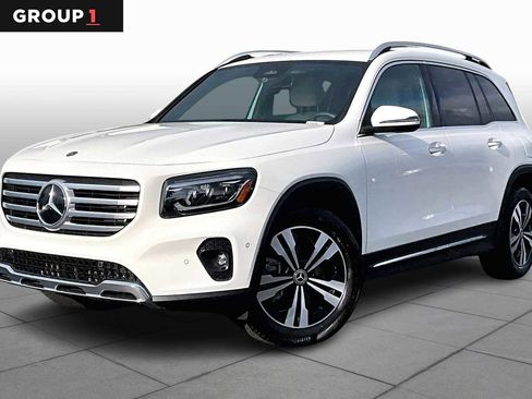 Certified 2025 Mercedes-Benz GLB 250 image 1