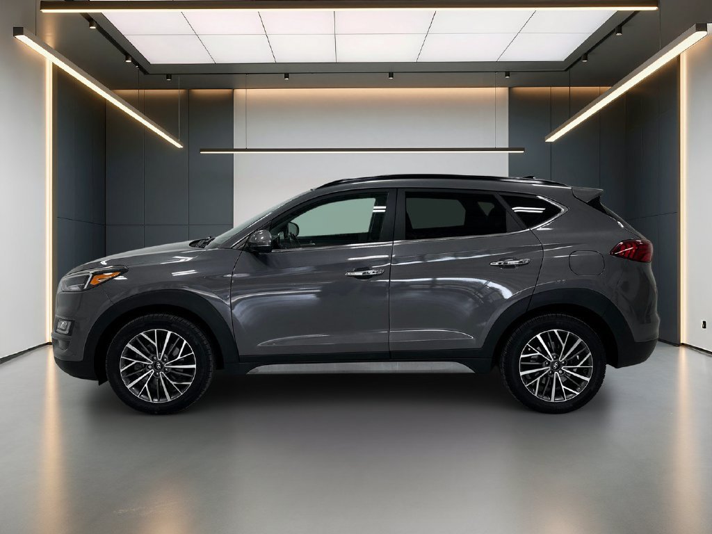 Used 2021 Hyundai Tucson Ultimate w/ Cargo Package FWD image 2