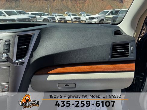 Used 2013 Subaru Outback 2.5i Limited w/ Moonroof Pkg AWD/4WD image 51