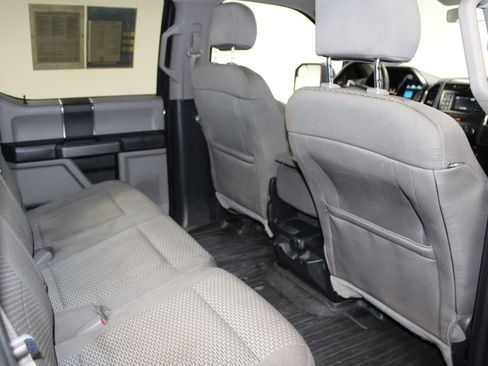 Used 2016 Ford F150 XLT image 30