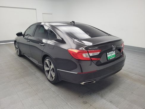 Used 2018 Honda Accord Touring image 5