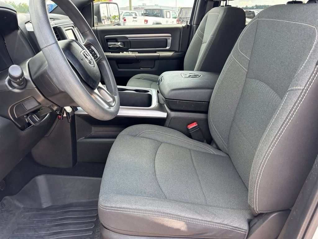 Used 2023 RAM 1500 Warlock AWD/4WD image 14