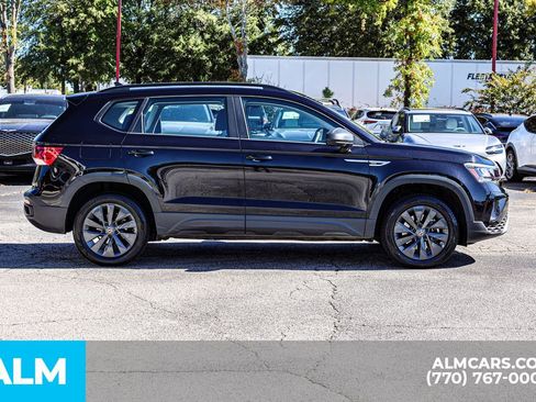 Used 2024 Volkswagen Taos S image 10