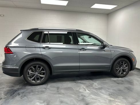 Used 2022 Volkswagen Tiguan SE AWD/4WD image 5