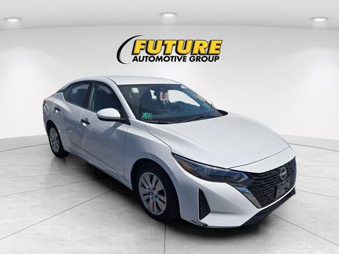 Used 2024 Nissan Sentra S FWD image 1