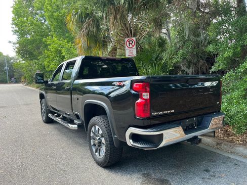 Used 2021 Chevrolet Silverado 2500 LT w/ All Star Edition AWD/4WD image 5