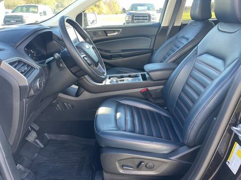 Used 2022 Ford Edge SEL w/ Sport Appearance Package image 8