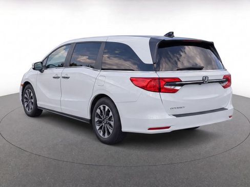 Used 2023 Honda Odyssey EX-L image 5