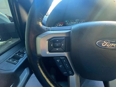 Used 2019 Ford F150 Platinum w/ Technology Package AWD/4WD image 20