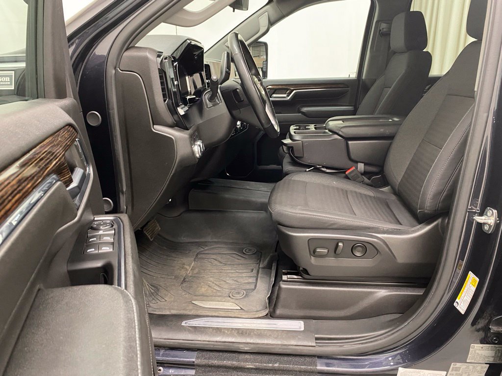 Used 2024 GMC Sierra 2500 SLE w/ SLE Value Package AWD/4WD image 14
