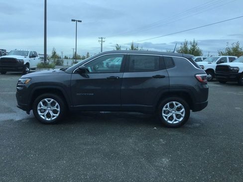 Used 2024 Jeep Compass Sport AWD/4WD image 1