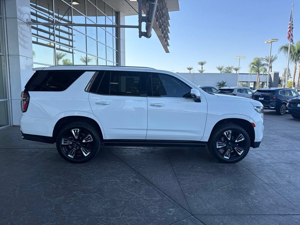 Used 2021 Chevrolet Tahoe High Country RWD image 3