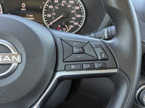 Used 2024 Nissan Sentra SV image 14