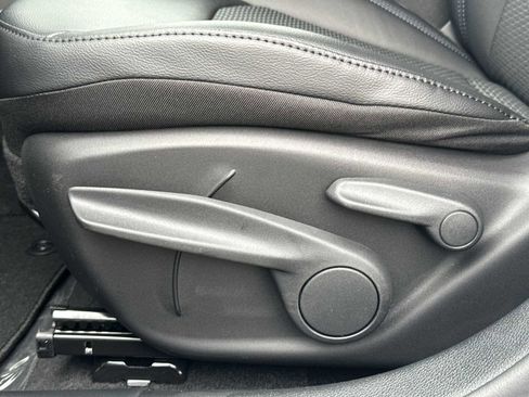 New 2026 Jeep Compass Latitude image 14