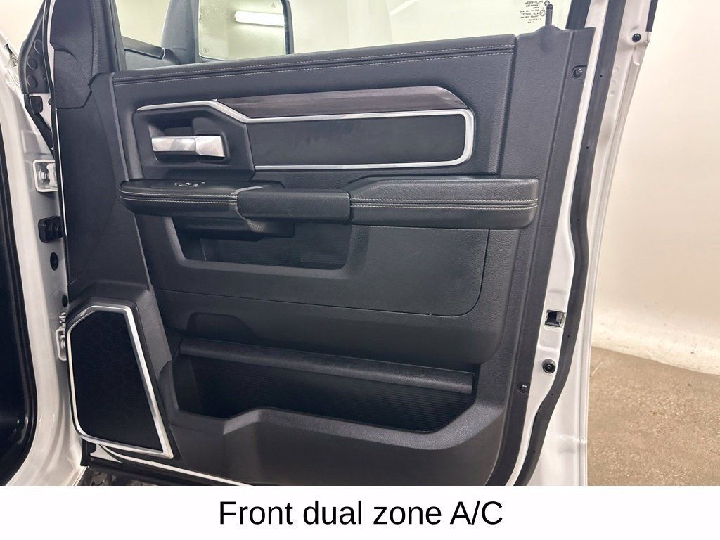Used 2026 RAM 2500 Laramie AWD/4WD image 22