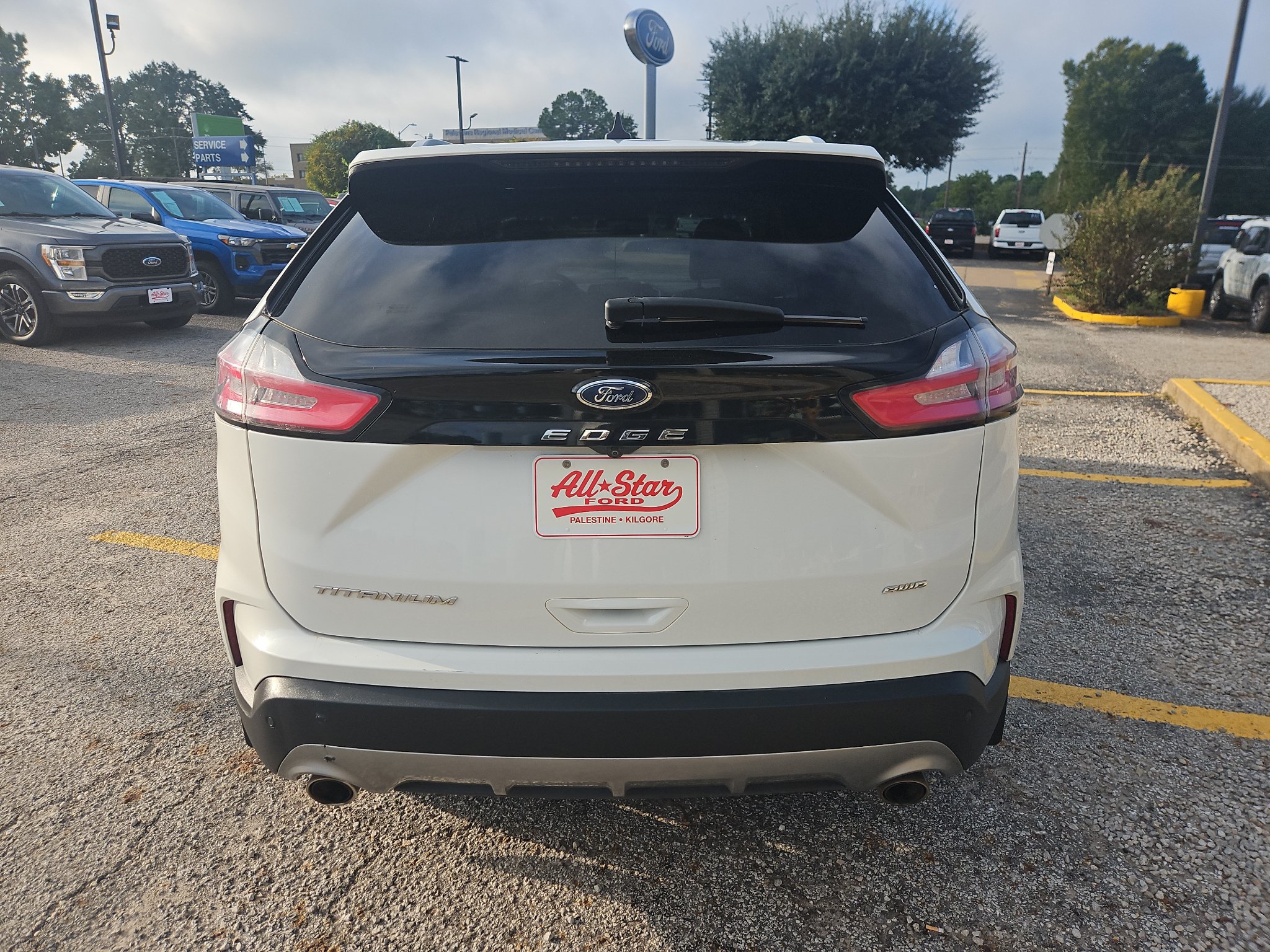 Used 2022 Ford Edge Titanium AWD/4WD image 6