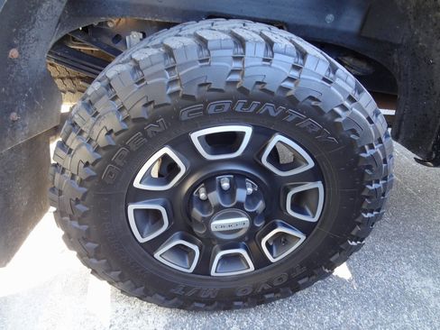 Used 2024 Ford F350 Platinum image 13