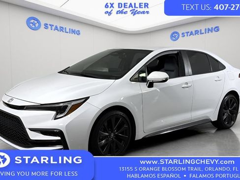 Used 2023 Toyota Corolla SE FWD image 1