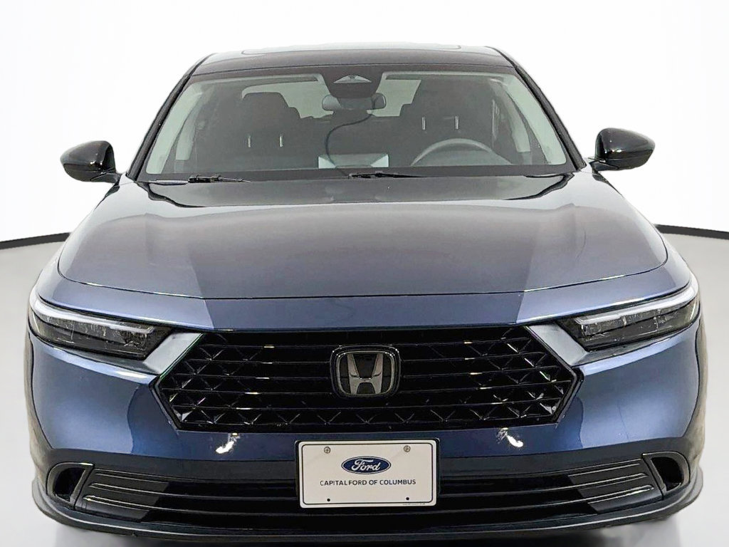 Used 2025 Honda Accord SE image 13