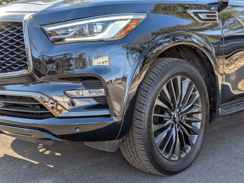 Used 2024 INFINITI QX80 Sensory image 9