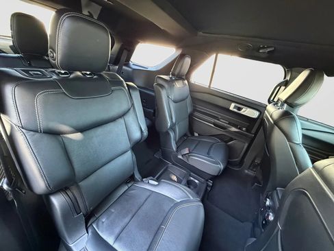 Used 2020 Ford Explorer ST w/ ST Street Pack AWD/4WD image 17