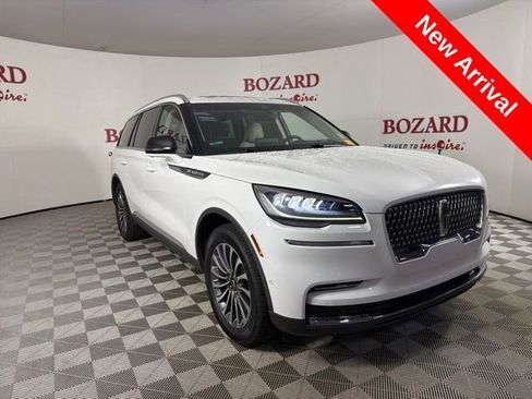Used 2023 Lincoln Aviator Reserve w/ Equipment Group 201A AWD/4WD image 1