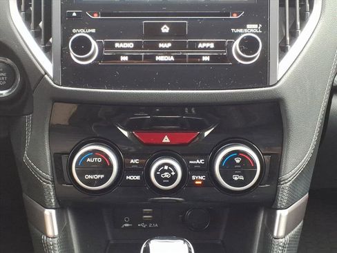 Certified 2023 Subaru Forester Limited image 22