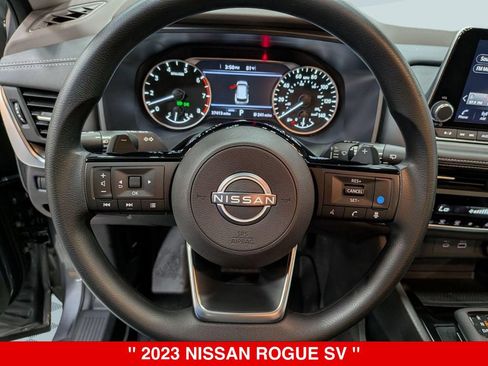 Used 2023 Nissan Rogue SV AWD/4WD image 16