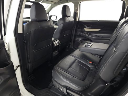 Used 2019 Subaru Ascent Limited image 28