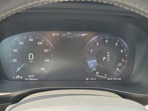 Used 2019 Volvo XC40 T5 R-Design AWD/4WD image 18