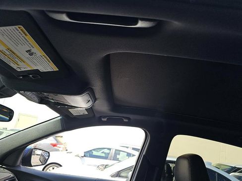 Used 2023 Chevrolet Equinox RS image 14