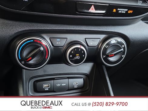 Used 2026 Hyundai Venue SE FWD image 19