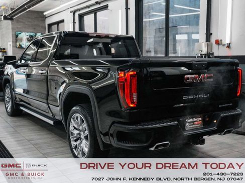 Used 2023 GMC Sierra 1500 Denali w/ Denali Reserve Package image 6