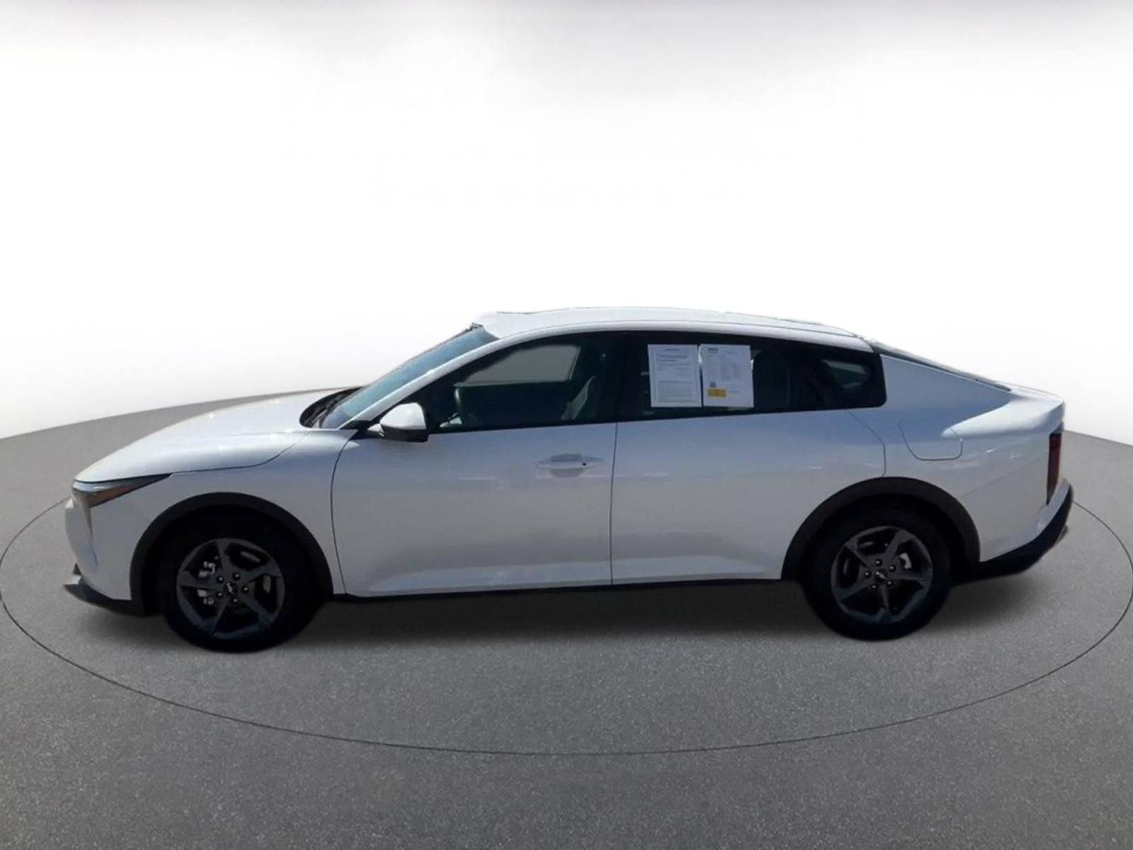 Used 2026 Kia K4 FWD image 8